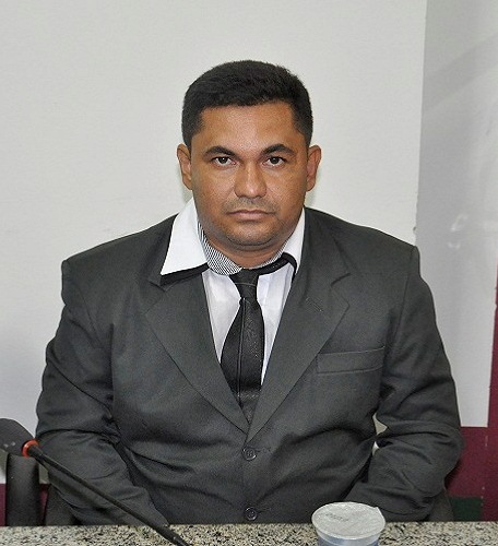 Vereadores aprovam Projeto de Lei que dispõe sobre as estradas e caminhos de J/F de autoria do Vereador Carlos Augusto Filho. 